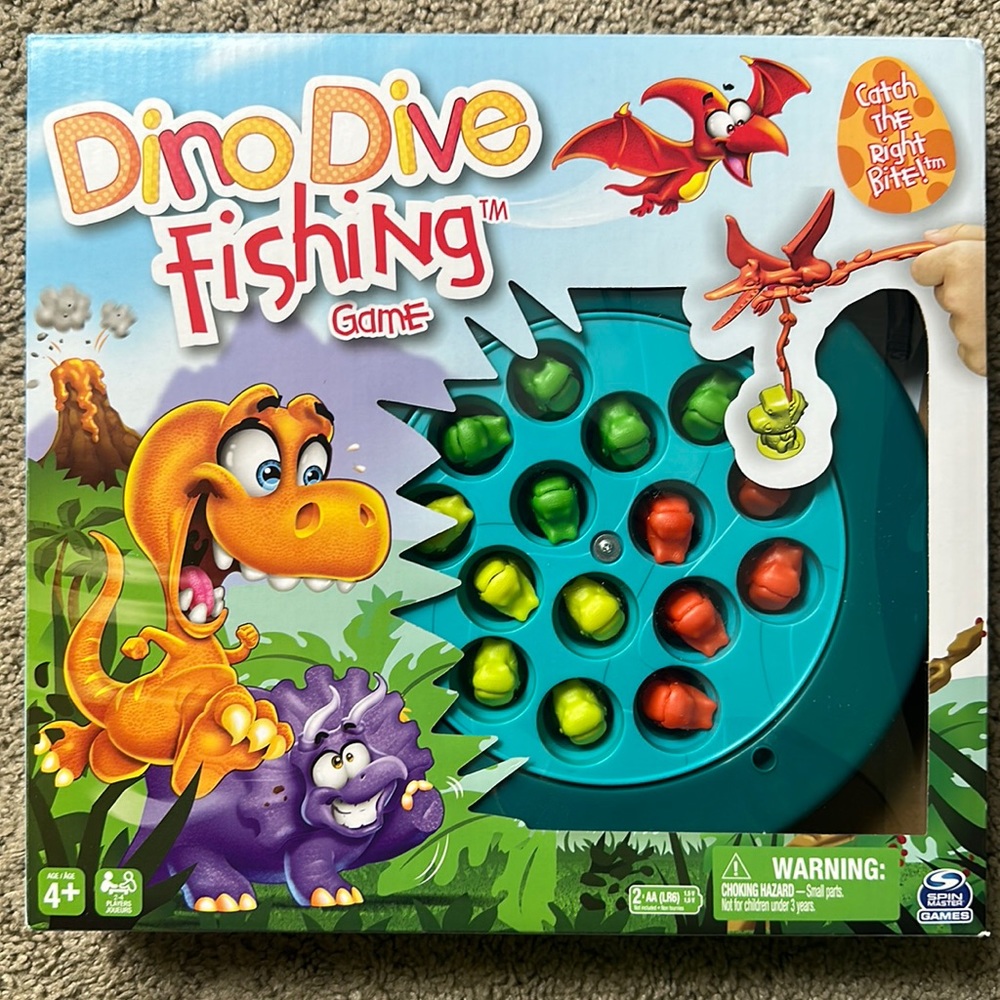 NEW Dino Dive Fishing Game Prehistoric Dinosaur Preschool Kids Board Game